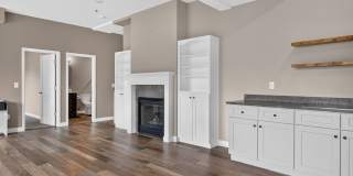 Updated 3BD/3BA Townhome: Quartz Counters, Full Basement Suite/Home Theater, Central A/C Gallery 18
