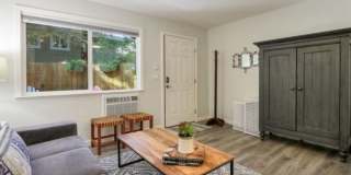 5198 White Oak Avenue 5198 White Oak Avenue Gallery 1