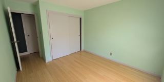 25 Trenton Square Gallery 19