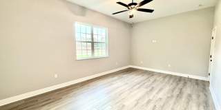 Spacious 3 Bedroom Home with Office on a Large Lot in Northwoods Gallery 33