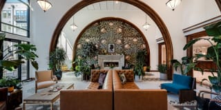 Alexan Florence Gallery 28