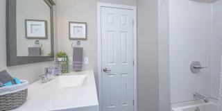 2712 Banyan St Gallery 1