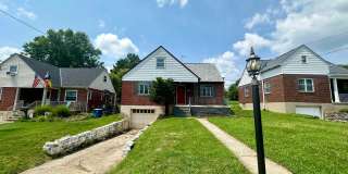 CHEVIOT: Charming 3+ bed 1.5 bath 1 car CHEVIOT: Charming 3+ bed 1.5 bath 1 car Gallery 3