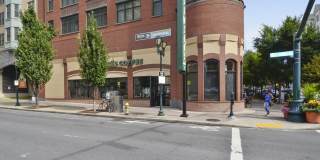 GREAT LOCATION!! Stunning 3BD/3.5BA luxury 4-level townhouse! Gallery 82