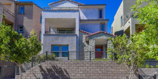 Summerlin Beauty With Bed and Bath On 1st Floor Summerlin Beauty With Bed and Bath On 1st Floor Gallery 1