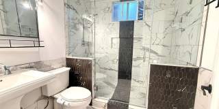 2701 S Harcourt Ave Gallery 16