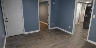 1012 Oak Street Gallery 1
