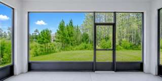 Like-New End-Unit 3 Bedroom Townhome Gallery 20