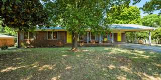 Fully Furnished 3BR/2BA Athens Home Convenient to UGA | Available Dec. 1 Gallery 1