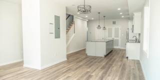 307 ARCH Street Gallery 1