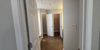 1031 N 7th St Gallery 13