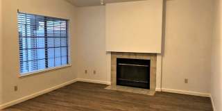 AVAILABLE FOR MOVE IN ON 8/1/26 -  RECENTLY RENOVATED 3 BED, 2 BATH 1 STORY ON LARGE CORNER LOT Gallery 5