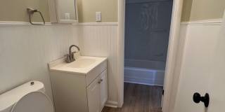 4 bed 1.5 Bath Gallery 8