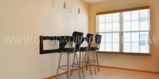2 Bath Town home in Urbandale with a 2-car attached garage Gallery 6
