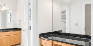 600 N Broadway Gallery 1