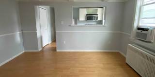 Awesome building in a super convenient neighborhood! Gallery 10