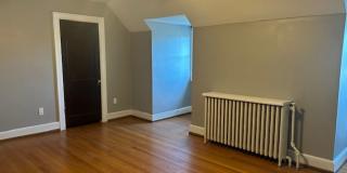 1301 Pickett Street Gallery 11