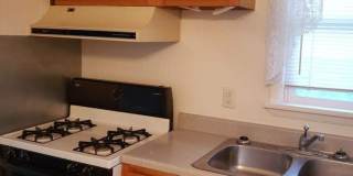 2 Bedroom Single Family Home with Garage Gallery 4