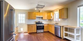 1913 E El Parque Drive Gallery 15