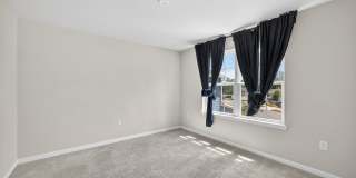 Panther Creek Family Home Gallery 24