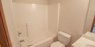 Four Bedroom, Three Bathroom Duplex with Attached Garage Gallery 20