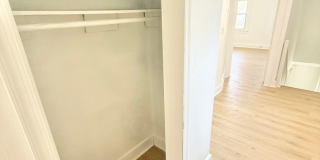 ***RENT READY~4 Bed RENOVATED 2 story house/w/ downstairs bedroom/Granite countertops Gallery 69