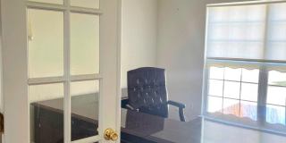 2900 VALERIAN Lane Gallery 8