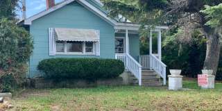 Promise Land North --  Charming 3 bedroom home in heart of Historic Walking District Downtown Morehead City! Gallery 5