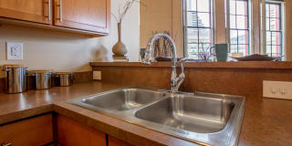 Sycamore Place Gallery 13