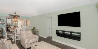 9811 N Hollybrook Lake Dr Gallery 6