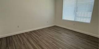 717 N WOODLAWN Avenue Gallery 10