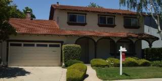Spacious 4 Bed/ 2 bath Home in Prime Pleasanton Neighborhood – Walk to Schools & Parks! New paint & carpet Gallery 1