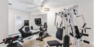 12842 Meadowbend Drive Gallery 10