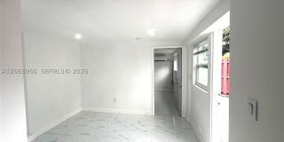 5800 Hope St Gallery 1