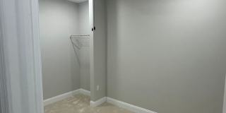 Beautiful Newly Renovated 4 Bedroom Home Now Available in Belmont!!! Gallery 17