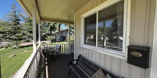 Stunning 4 Bedroom House near Old Colorado City Gallery 3