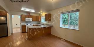 1506 Evanston Ct NE Gallery 4
