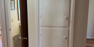 Beautifully updated 3-bedroom 1 bath duplex in Springfield! Gallery 9