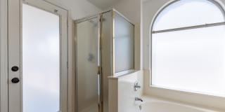 12471 W Holly Street Gallery 30