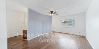 10958 Crown Park Gallery 13