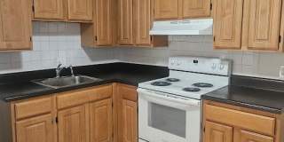 572 Cummins Gallery 1