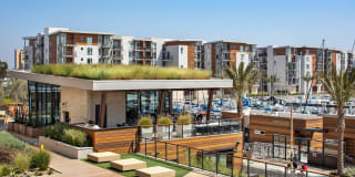 AMLI Marina Del Rey Gallery 40