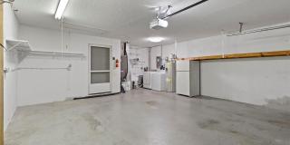 485 WESTLAKE Boulevard Gallery 34