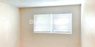 6043 Park Street Gallery 10