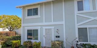 Updated 2 bed 1.5 bath townhome in central Fremont close to Fremont Bart Gallery 1