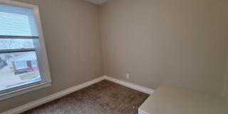 Unicorn alert!!!  5 bedroom 2 story home of your dreams! Gallery 36