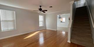 3676 Biltmore Avenue Gallery 3