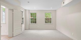 1525 35TH ST NW Gallery 16