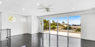 3 Bed 3 Bath Ocean View, Penthouse "Mark Singer" Residence in Downtown Laguna Beach Gallery 36