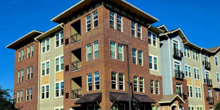 670 E Algonquin Road unit: 4303 Gallery 1